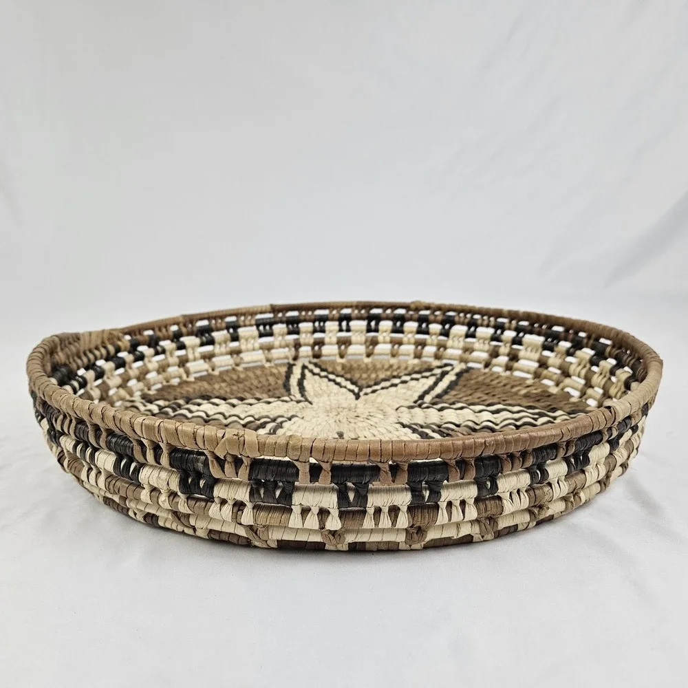 N/A vintage basket